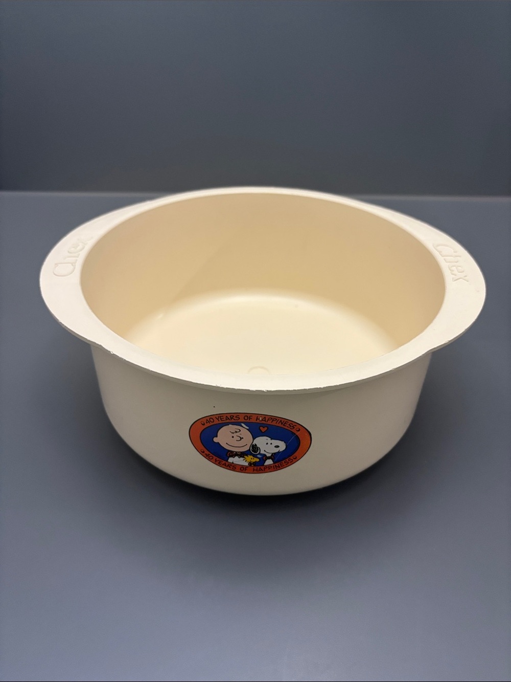 Vintage Peanuts Charlie Brown and Snoopy Chex Mix 40th Anniversary Bowl 3.5 Qt